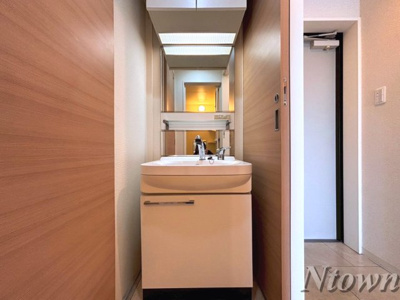 【独立洗面台】 | プライマル名古屋吹上 | 朝の身支度には欠かせない独立洗面化粧台