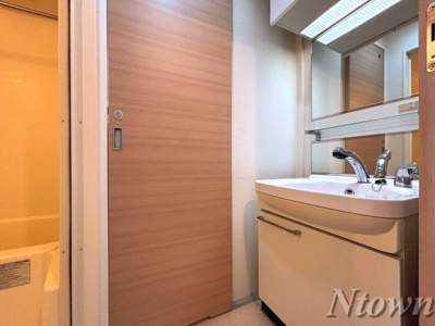 【洗面所】 | プライマル名古屋吹上 | 使いやすい洗面所です