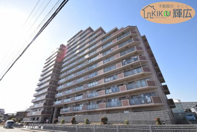 【外観】 | グランプレステージ明石西Ⅱ　7階 | 全150戸、14階建てのマンションです。