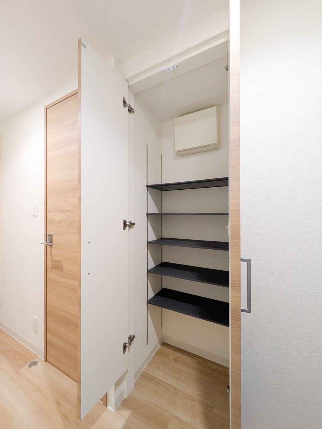 シエル　クゥエール天満橋の収納