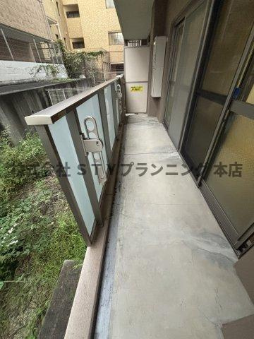 仲介手数料0円！シャルム本郷のバルコニー