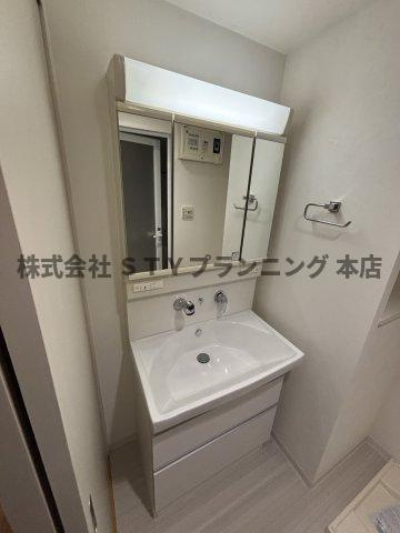 仲介手数料0円！シャルム本郷の洗面所