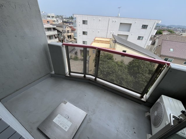 パインリッチ湘南のバルコニー