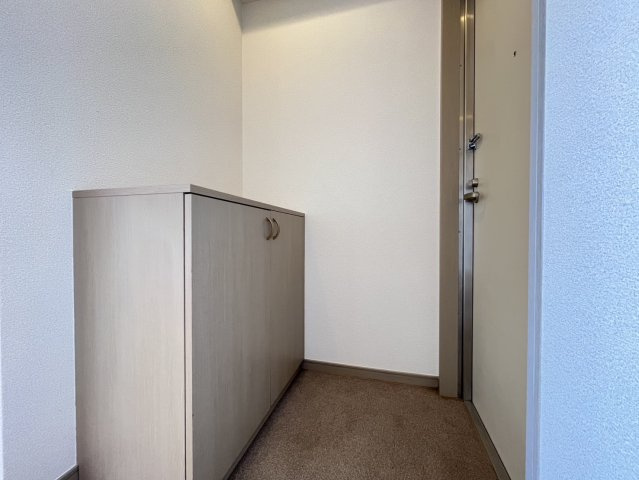 パインリッチ湘南の玄関