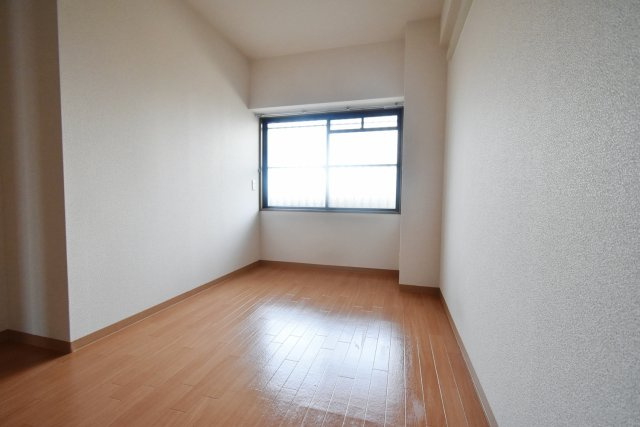 ウエストヒルズⅠの洋室|6.1帖洋室