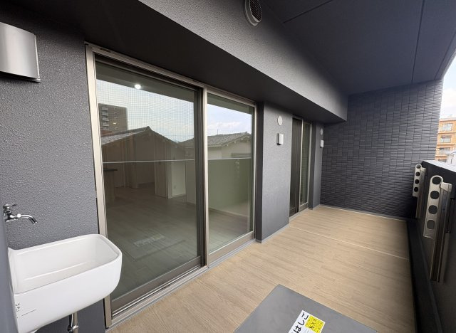 橿原市久米町の賃貸マンションのバルコニー|南向きバルコニー