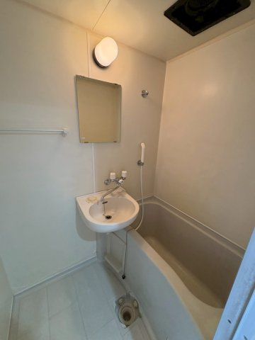 サンライズ塚田の浴室