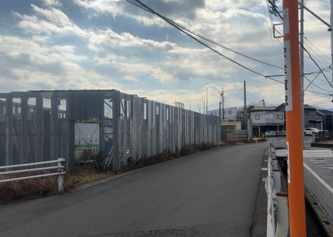 【展望】 | 桜や紅葉の名所に出かける人は多いと思いますが、家にいながら季節の移ろいを感じる生活を送りませんか？リビングや窓から見える景色が生活を彩るワンポイントに！現地から見える景色を堪能してみては如何でしょう。