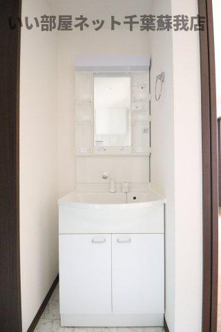 GRACIM_01 の洗面所|朝の準備に活躍する、洗髪洗面化粧台！