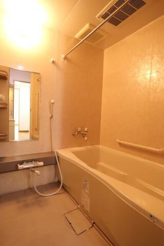 ア・ラ・モードはりまやの浴室| 