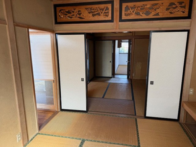 【和室】 | 佐久市平賀中古住宅２ | 東側