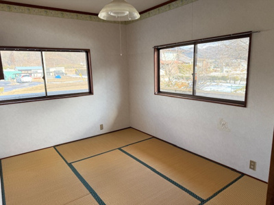 【和室】 | 佐久市平賀中古住宅２ | 北東