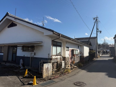 【前面道路含む現地写真】 | 佐久市平賀中古住宅２