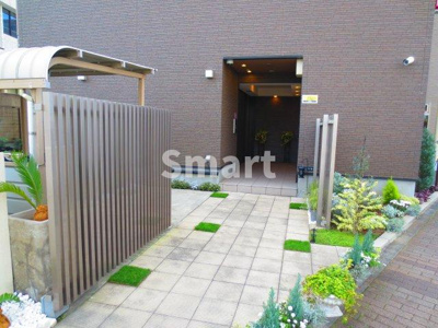 【エントランス】 | HUGO HOUSE