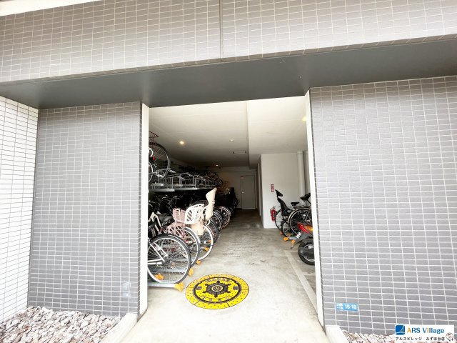 パークプレゾン上福岡の駐輪場