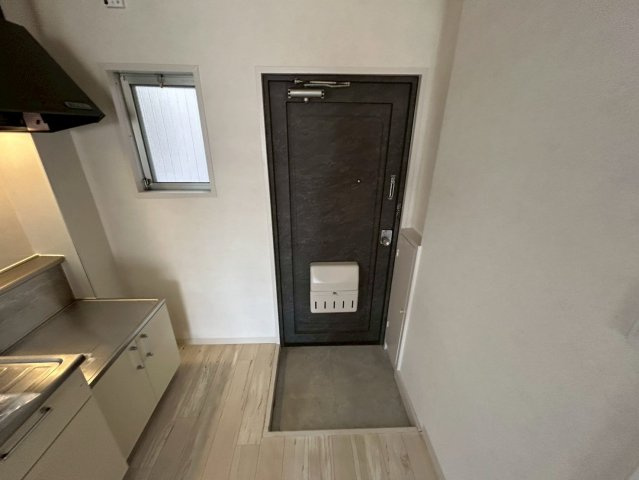 ハイツサンライズの玄関