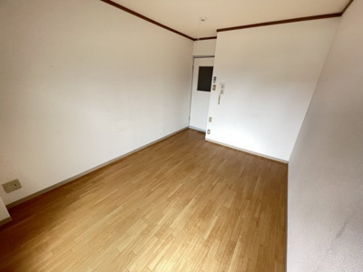 【居間・リビング】 | メイティーテン | ゆったりとした居間です