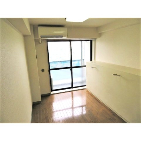 インディビレッジの居間・リビング|ゆったり過ごせる居間です