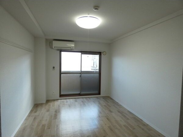 パルテ　デル　マーレの居間・リビング