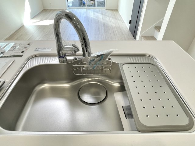 練馬区平和台3丁目　省エネ×長期優良住宅　限定3棟のキッチン|2号棟