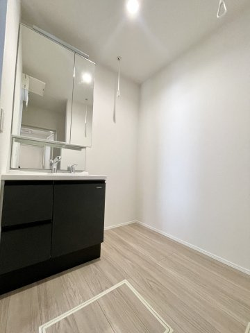 練馬区平和台3丁目　省エネ×長期優良住宅　限定3棟の設備|室内物干し
2号棟