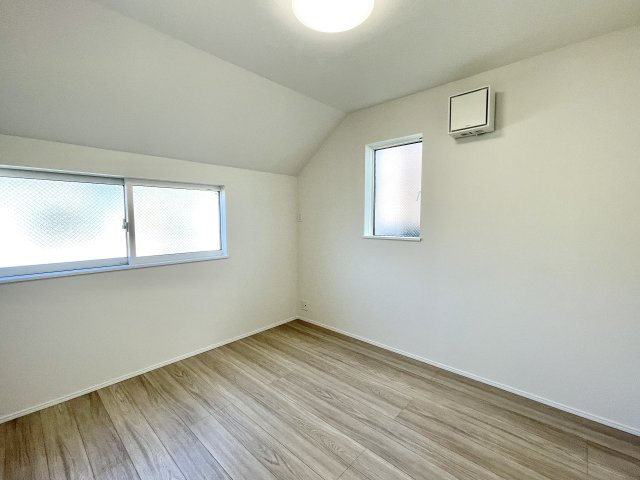 練馬区平和台3丁目　省エネ×長期優良住宅　限定3棟の洋室|2号棟