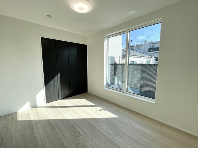 練馬区平和台3丁目　省エネ×長期優良住宅　限定3棟の外観パース|2号棟