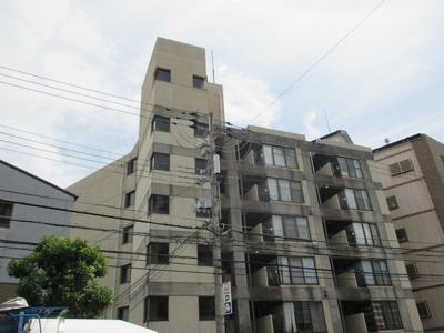 【外観】 | 三恵上新庄ハイツ | 建物の個性を主張するシックな外観です