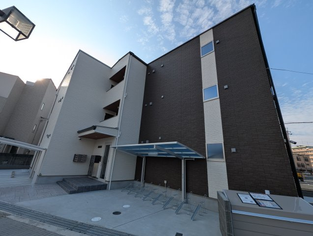 シエーナ川西美園