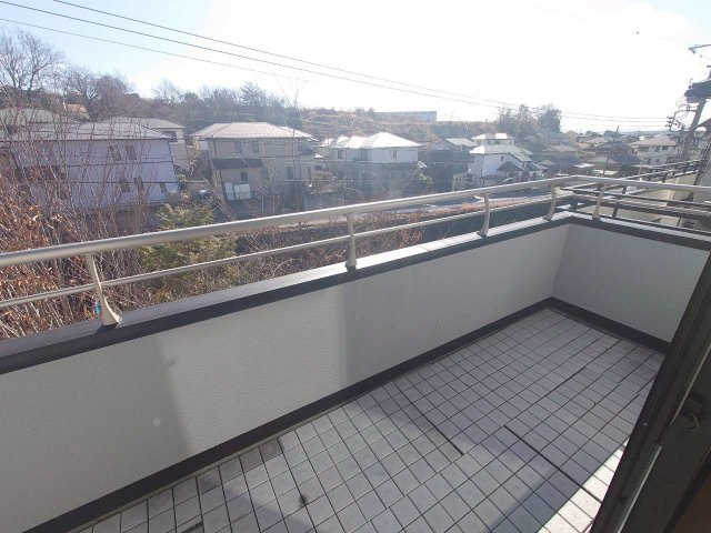 三好丘桜二丁目戸建てのバルコニー