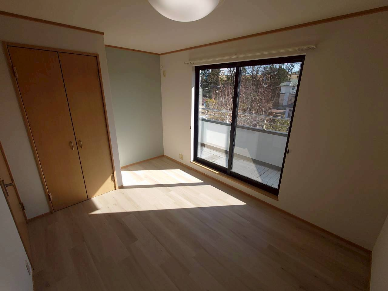 三好丘桜二丁目戸建ての居間・リビング