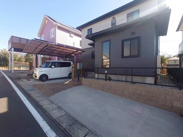 三好丘桜二丁目戸建ての駐車場