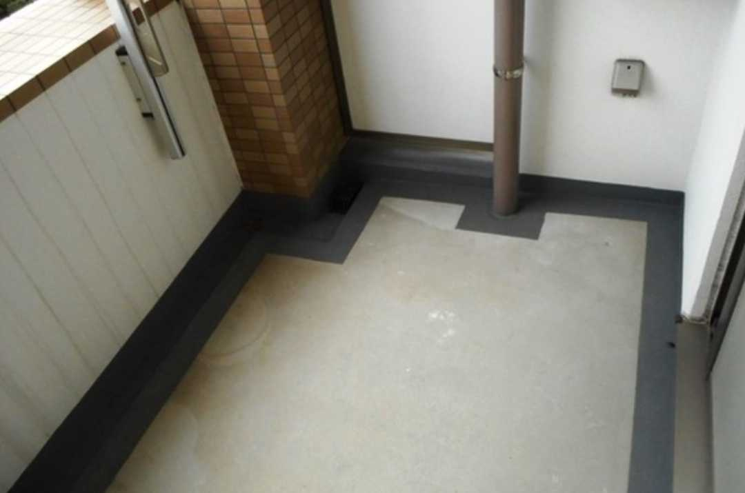 アーデン駒沢パークフロント　ペット相談　ネット無料　日勤管理人のバルコニー