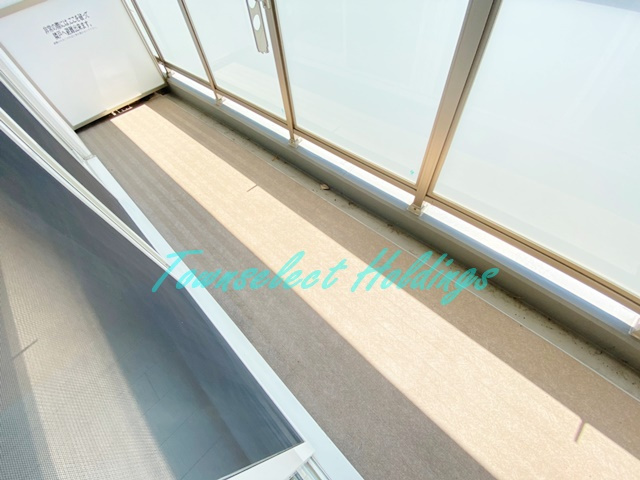 横浜市戸塚区戸塚町の賃貸マンションのバルコニー