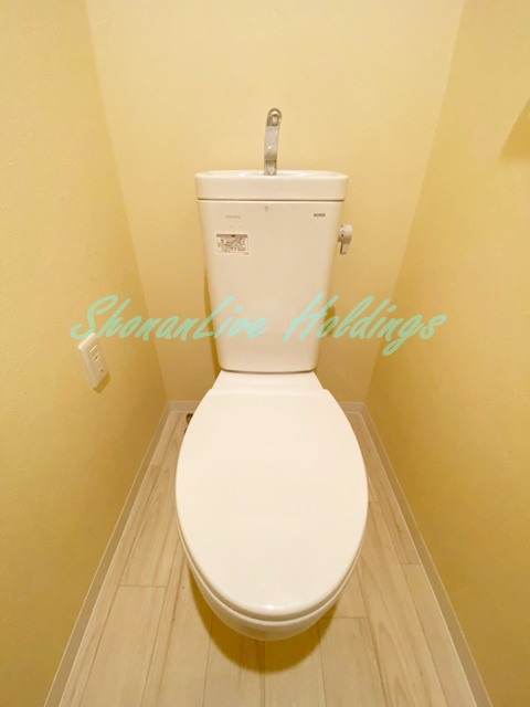 横浜市戸塚区戸塚町の賃貸マンションのトイレ