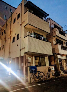 エムエーのエントランス