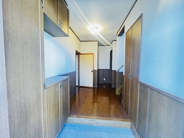 高崎市飯塚町　中古住宅の玄関|高崎市飯塚町　中古住宅