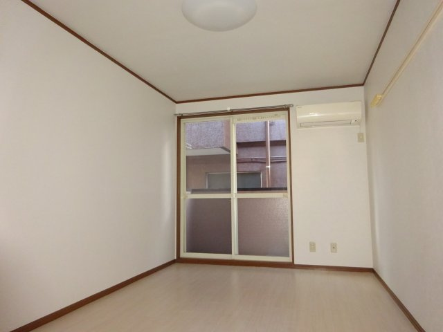 【寝室】 | フラッツマルイ