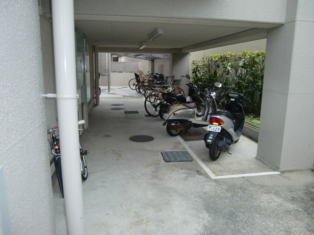 ベルロード六甲のその他共用部分|駐輪場