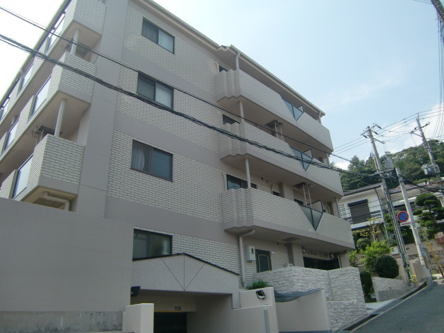 ベルロード六甲の外観