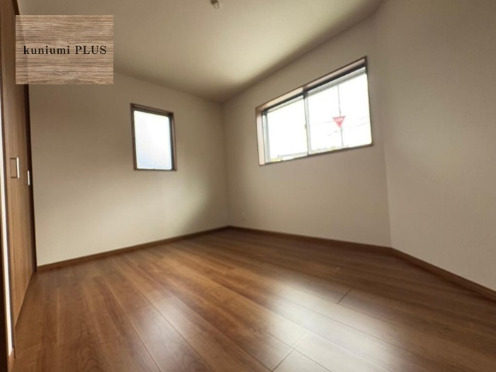 三島郡島本町高浜1丁目　1号地の洋室