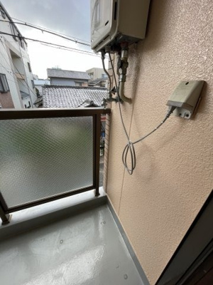 【設備】 | スタンドアップ柴島 | 室外洗濯機置き場です
