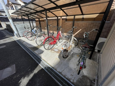 【その他共用部分】 | スタンドアップ柴島 | 駐輪場です
