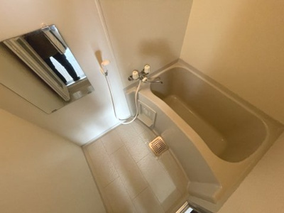 【浴室】 | スタンドアップ柴島 | 落ち着いた空間のお風呂です