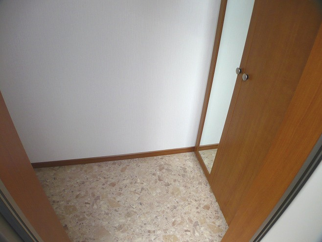 ハピネスコートⅡの玄関