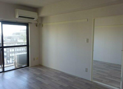 【居間・リビング】 | 海浜不動産第2ビル