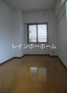 グランプエルタの居間・リビング