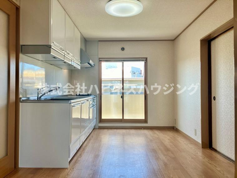 柏グリーンハイツG棟の居間・リビング