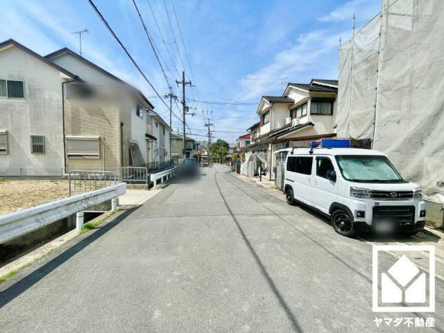 伏見区日野西大道町　1区画の前面道路含む現地写真