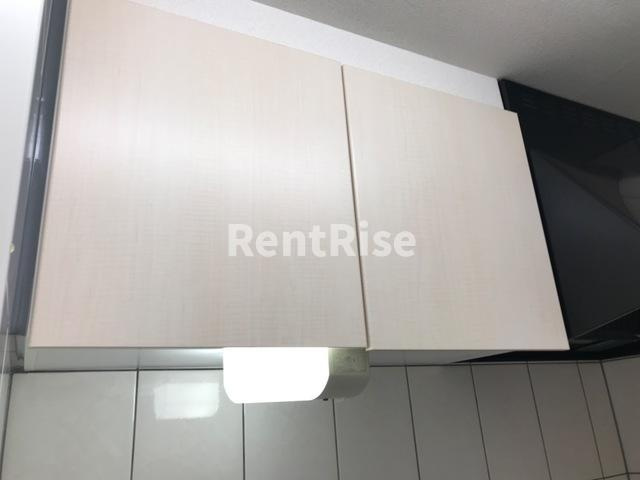 サンパレスⅥのキッチン|キッチン吊戸棚